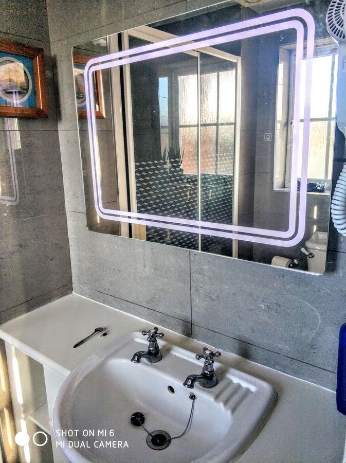 Newhaven House Bed & Breakfast エクステリア 写真